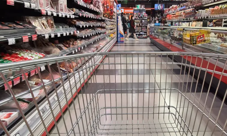 По-ниски цени за Коледа прогнозира председателят на държавната стокова борса - Tribune.bg