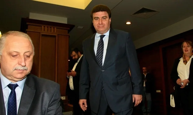 Разпитват Валентин Златев като свидетел по делото Бобокови - Tribune.bg