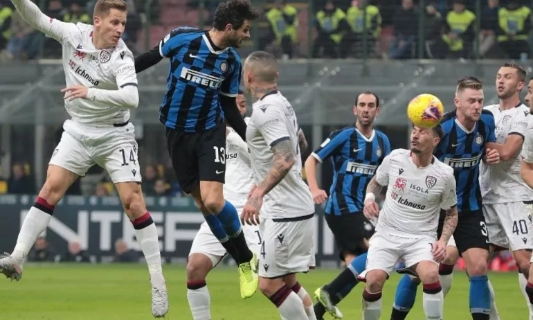 Интер преодоля с лекота Каляри и е на четвъртфинал за Купата - Tribune.bg