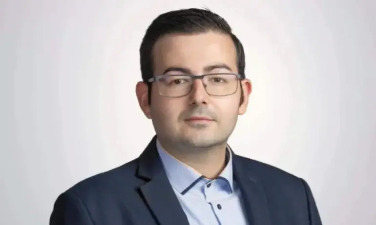 Кандидат от ПП/ДБ: критикува таймингът на ГЕРБ: Беше малко неприятен - в неделя в 21 часа да хвърлят димки... - Tribune.bg