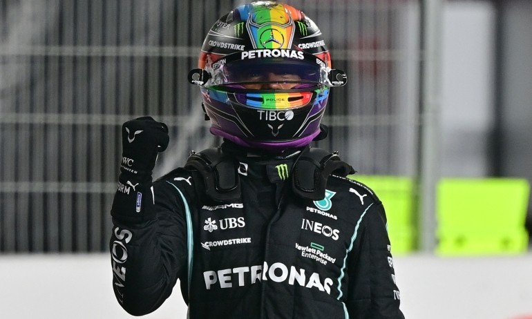 Хамилтън спечели Гран При на Катар - Tribune.bg