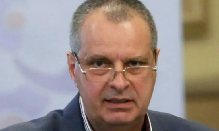 Комисията по дискриминация се самосезира по казуса с проф. Михаил Мирчев - Tribune.bg
