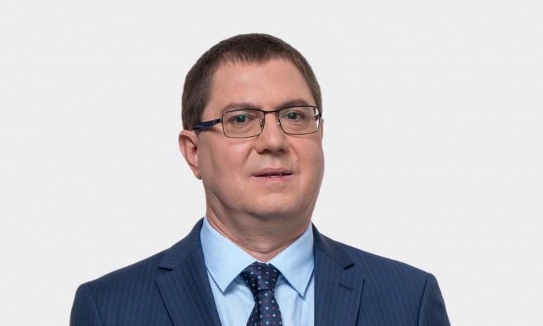 Кметът на Овча купел с поръчка за златен диван и цялостен ремонт на кабинета си? - Tribune.bg