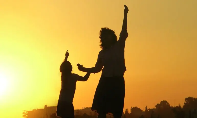 Наръчник за родители: Правила за водене на разговор - Tribune.bg