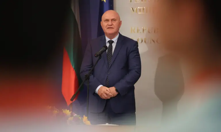 МОН отпушва провеждането на конкурси за директори на училища и градини - Tribune.bg