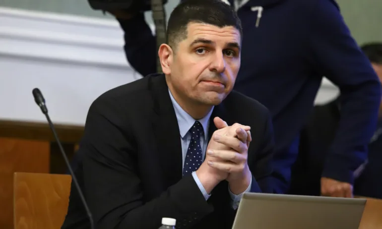 Ивайло Мирчев от ДБ: Трябва да има технически кабинет с 5 задачи за 1 година - Tribune.bg