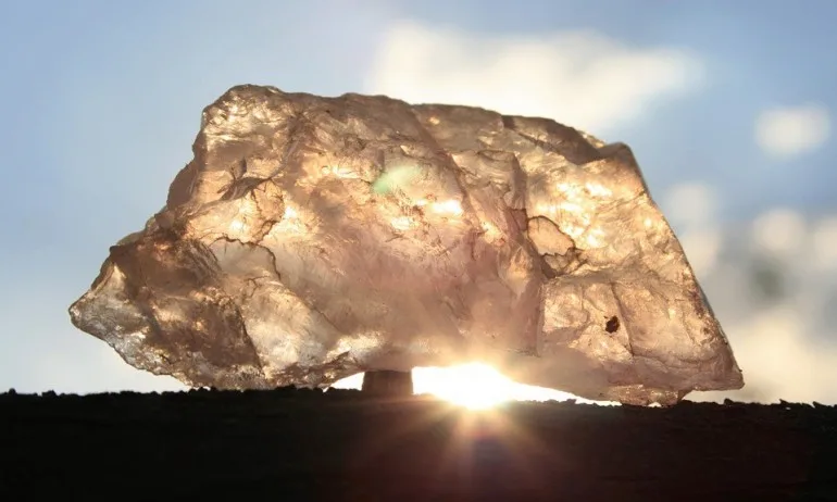 Розов кварц – камъкът на сърцето - Tribune.bg