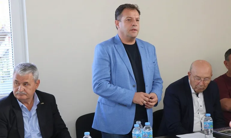 Камарата на строителите поздрави Даниел Панов за усилията му програмата за саниране да продължи - Tribune.bg