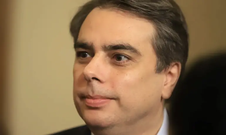 Асен Василев върнал Спецов, защото му доказал, че може да събира данъци - Tribune.bg