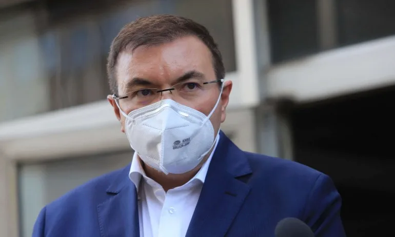 Здравният министър: Няма да има галеници, не може болници да връщат пациенти с COVID-19 - Tribune.bg