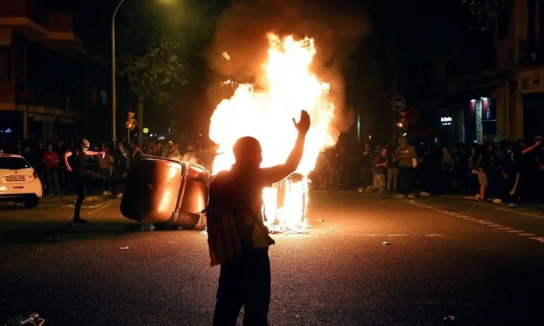 МВнР предупреждава: Очакват се големи протести, които ще блокират Барселона - Tribune.bg