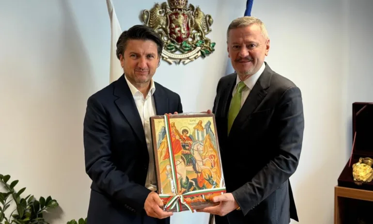 Мирослав Боршош оглави Министерството на туризма: Сигурен съм, че заварвам добър и работещ екип - Tribune.bg