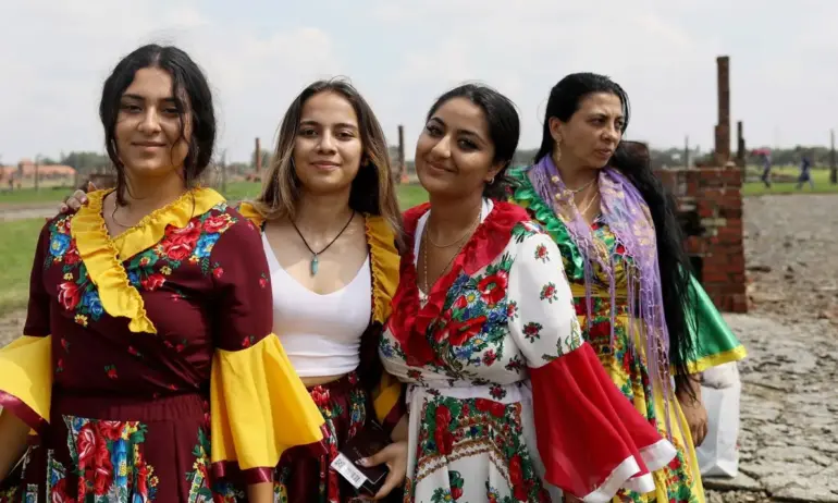 Google Translate с нова опция, ще превежда и от ромски - Tribune.bg