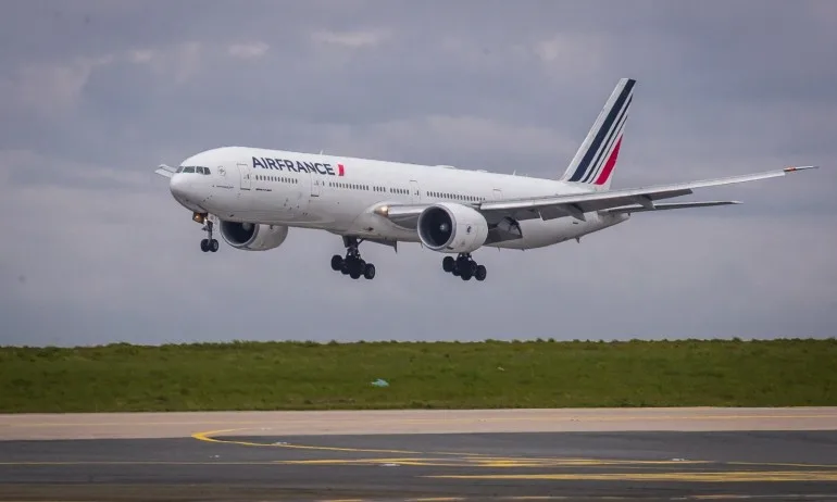 Ер Франс и други европейски авиокомпании прекратяват полетите си над Беларус - Tribune.bg