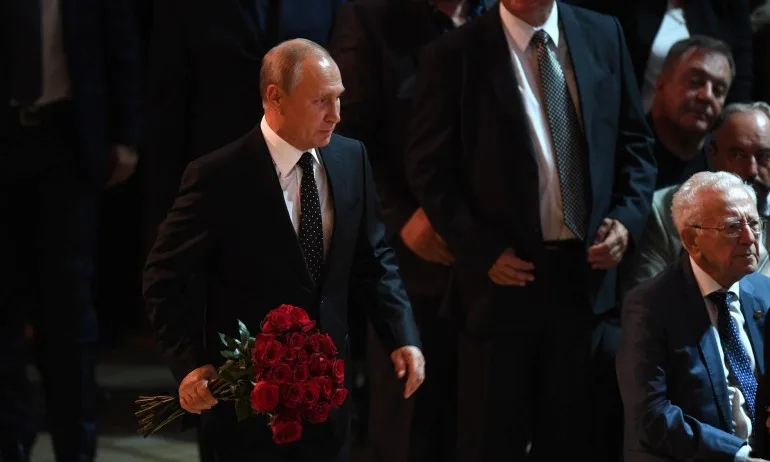 Окончателно – Русия вдигна възрастта за пенсиониране - Tribune.bg