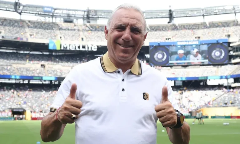 Христо Стоичков: Съдбата реши да не играя с Трифон в Барселона - Tribune.bg