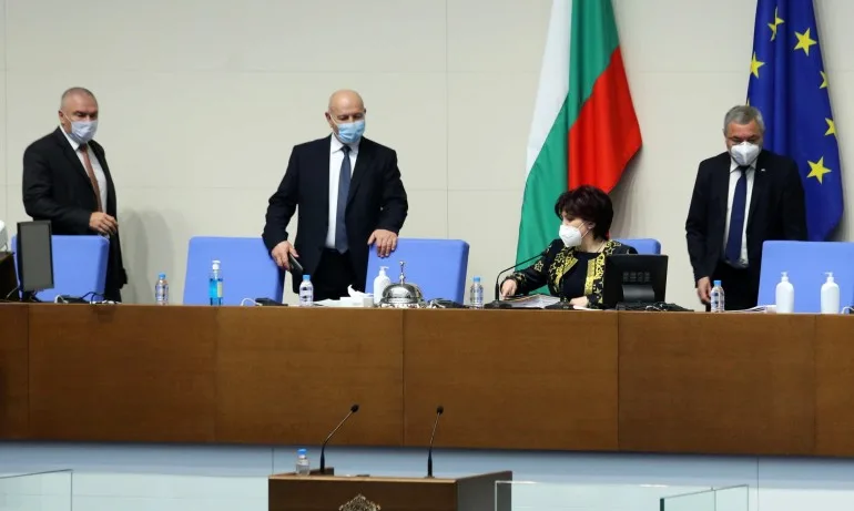 Народното събрание чества 142 години от създаването си - Tribune.bg