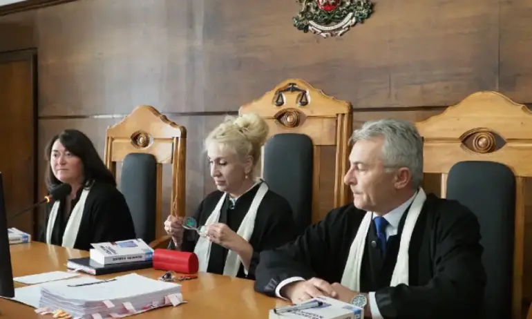 ВАС реши: В неделя ще се гласува и с машини, но решението на ЦИК за първия тур е правилно - Tribune.bg