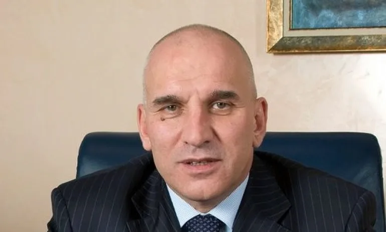 Хампарцумян: Ако българинът е беден, какви са тези хора, които на всички празници са в чужбина? - Tribune.bg