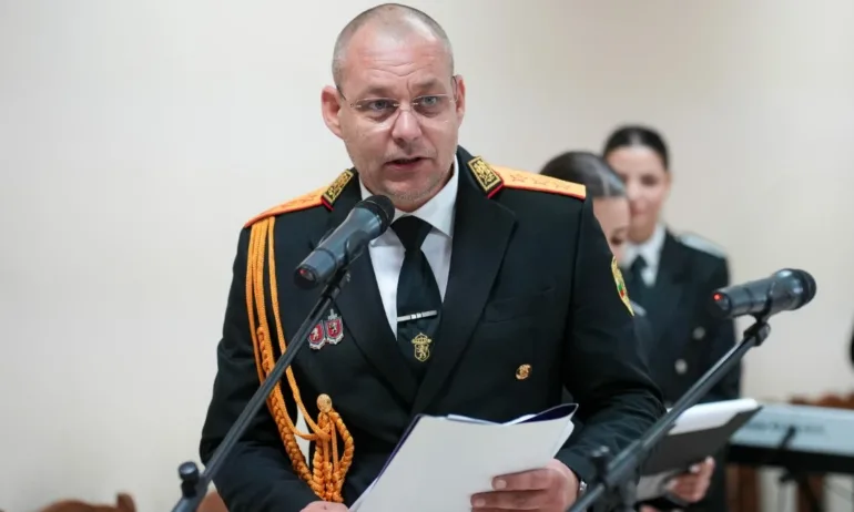 Главен комисар Захари Васков с високо отличие на 100-годишнината на Националната полиция - Tribune.bg