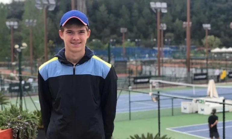 Нестеров и Глушкова се класираха за третия кръг на турнир от ITF в Хърватска - Tribune.bg