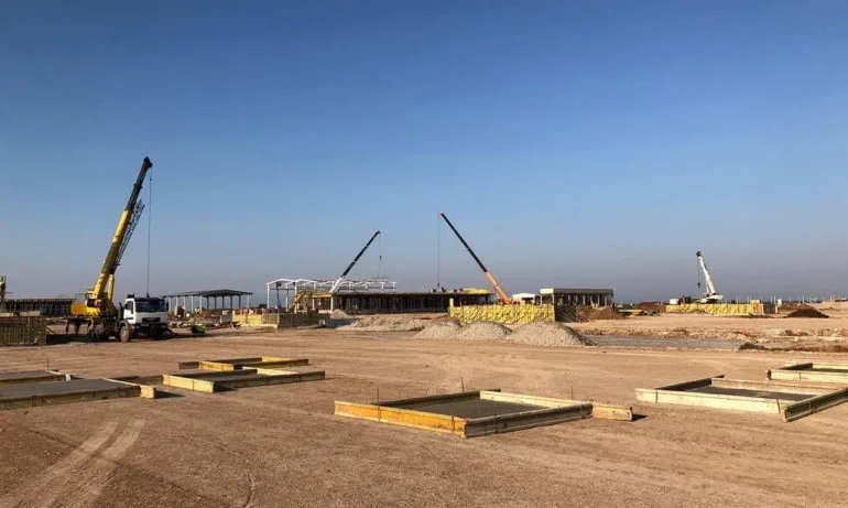 Борисов инспектира строежа на компресорна станция Расово от хеликоптер - Tribune.bg