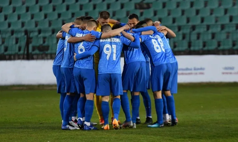 Левски спаси лиценза си - Tribune.bg