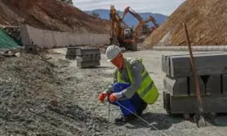 Обявиха обществени поръчки за жп трасето от Гюешево до РСМ, последна част от Коридор №8 - Tribune.bg