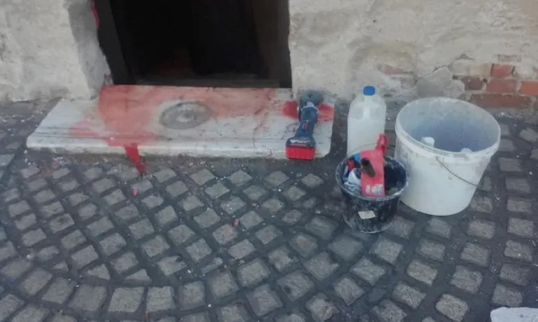 От ВМРО почистиха Св. Петка Самарджийска от червената помия - Tribune.bg