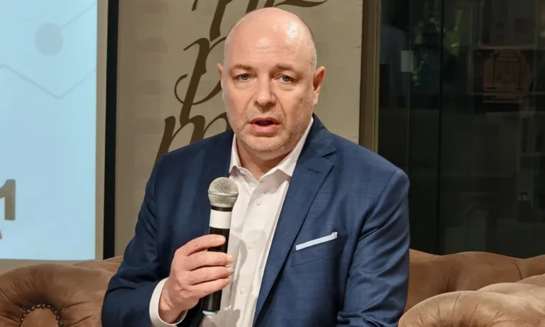 Проф. Габровски: Екраните променят начина, по който работи детският мозък - Tribune.bg