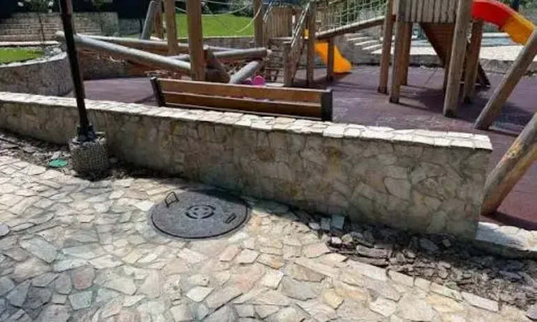 Сградите от Баба Алино остават без ток и вода - Tribune.bg