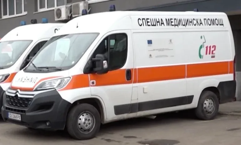 Без гориво: Линейка отказа на пострадала жена от Царево да я транспортира до болница - Tribune.bg