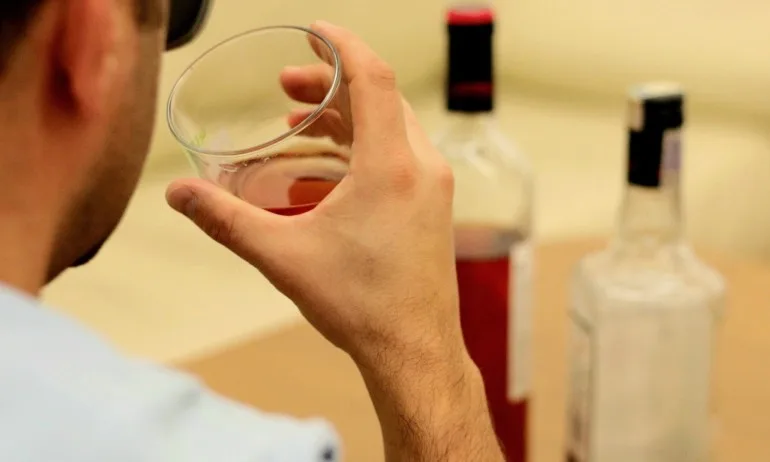 Пием най-евтиния алкохол в Европа - Tribune.bg