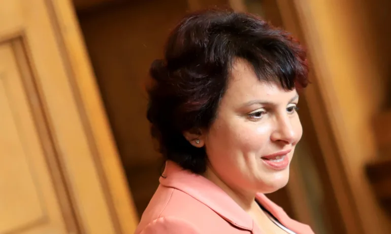 ПП, ДБ и СС с общ кандидат София, винят ГЕРБ, че не са вдигнали данъците и ще трябва те - Tribune.bg