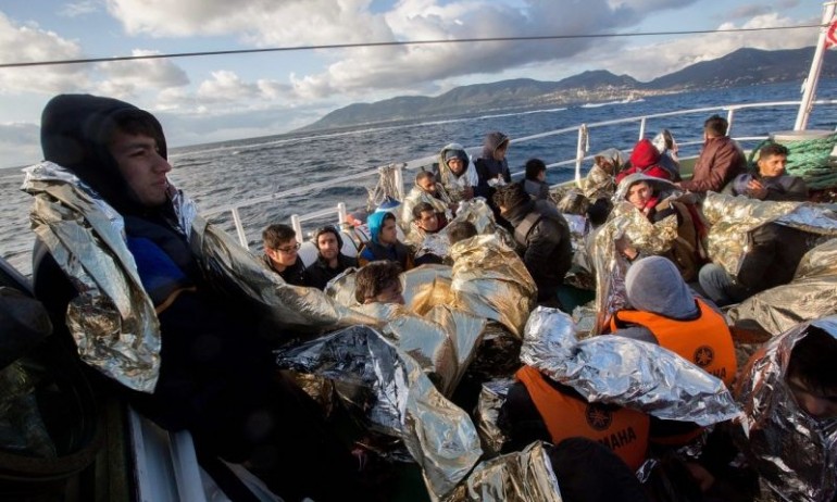 Над 17 загинали мигранти край бреговете на Тунис - Tribune.bg