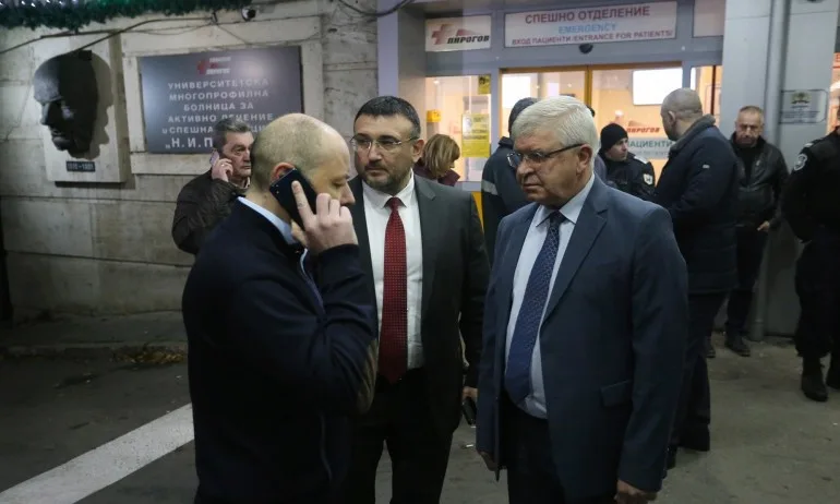 Кирил Ананиев за пожара в Пирогов: Пряко застрашен е бил животът на 80 души - Tribune.bg