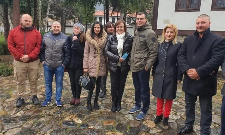 Нинова: Готови сме с план за подпомагане на малките и средни земеделски производители - Tribune.bg