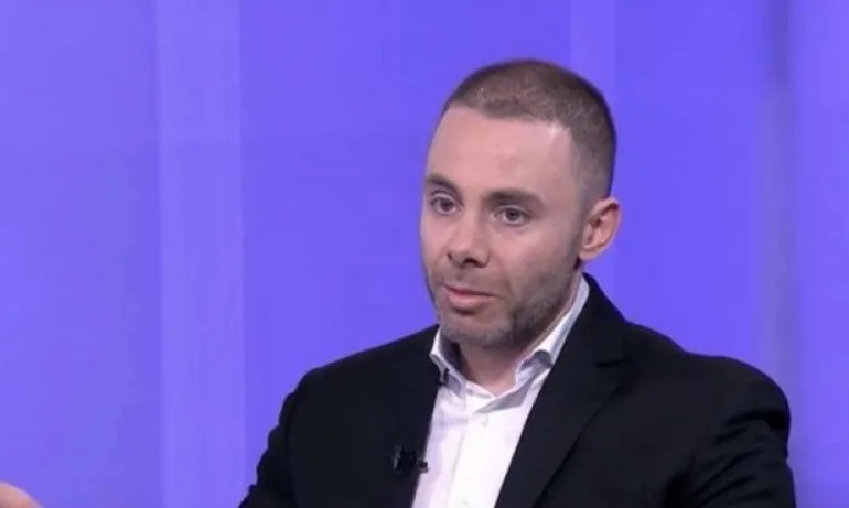 Александър Ненков: Президентът се свежда до един обикновен критикар - Tribune.bg