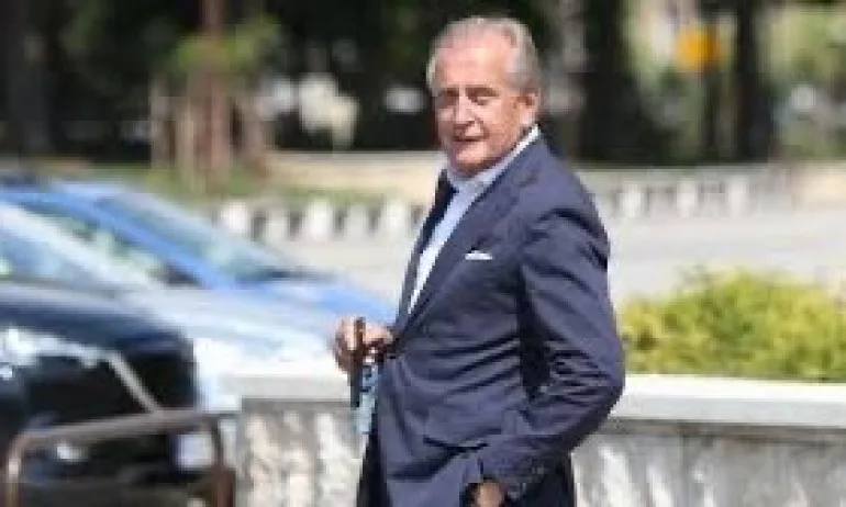 Спас Русев купи абонаментни карти за мачове на Левски на стойност 100 хил. лева - Tribune.bg