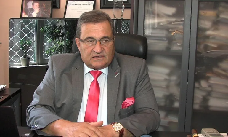 Проф. Тасев за спряната сделка ЧЕЗ-Еврохолд: Единственото, което ще получим, е ново арбитражно дело - Tribune.bg