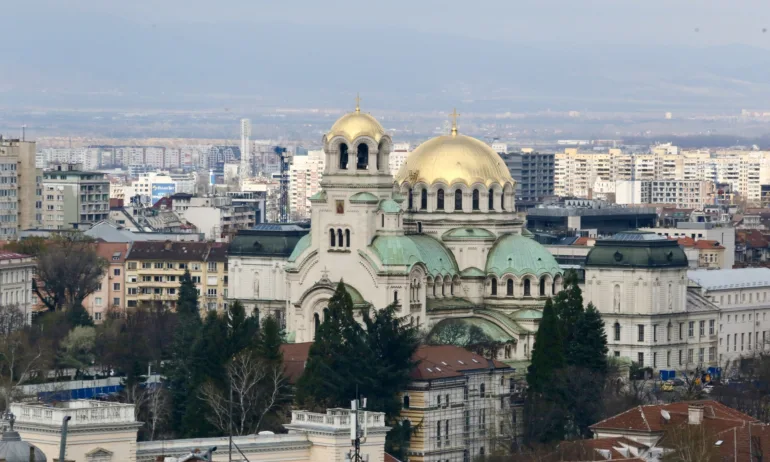 НСО със специални мерки за сигурност около Св. Александър Невски за Великден - Tribune.bg