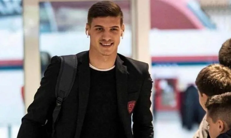 СЕНЗАЦИЯ: Кирил Десподов пред раздяла с Каляри - Tribune.bg