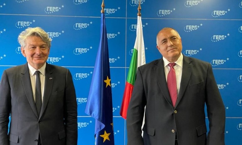 Борисов и еврокомисарят по вътрешния пазар обсъдиха здравната криза - Tribune.bg