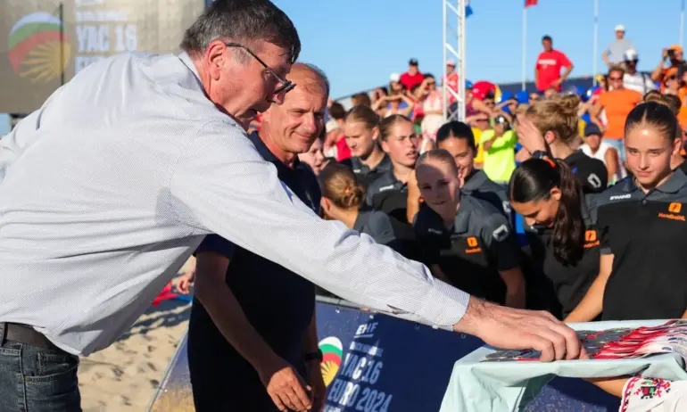 Унгария и Нидерландия са принцовете и принцесите на европейския хандбал - Tribune.bg