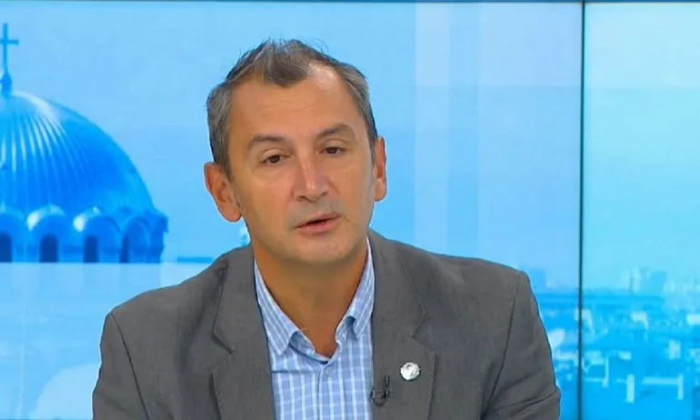 Доц. Околийски: Училищата трябва да са последните затваряни и първите отваряни при пандемия - Tribune.bg