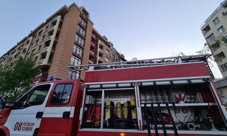 Пожарникари гасиха апартамент в жилищния Цариградски комплекс - Tribune.bg