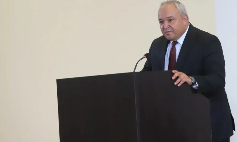 Рашков не искаше щаб с прокуратурата, за да пресира опозицията. Това ли готви и Демерджиев? - Tribune.bg