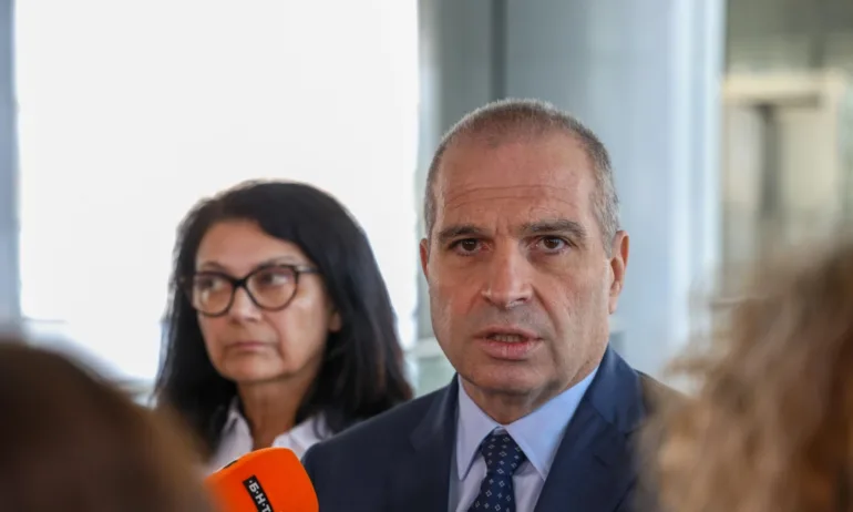 Отнемат лиценза на един от наземните оператори заради блокираните пътници на летището в София - Tribune.bg