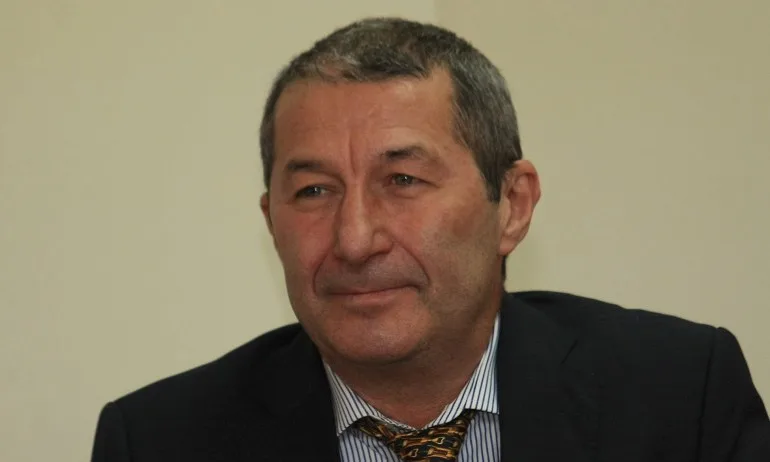 Каролев: Не е лошо да си ляв, но минимална заплата, по-висока от средната, е пълен абсурд - Tribune.bg