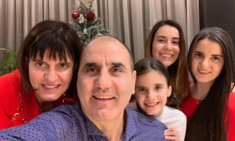 Цветанов: Хармонията и любовта да не напускат домовете ви! - Tribune.bg